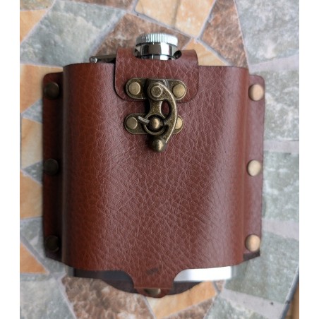 Flask in leder riemhoesje