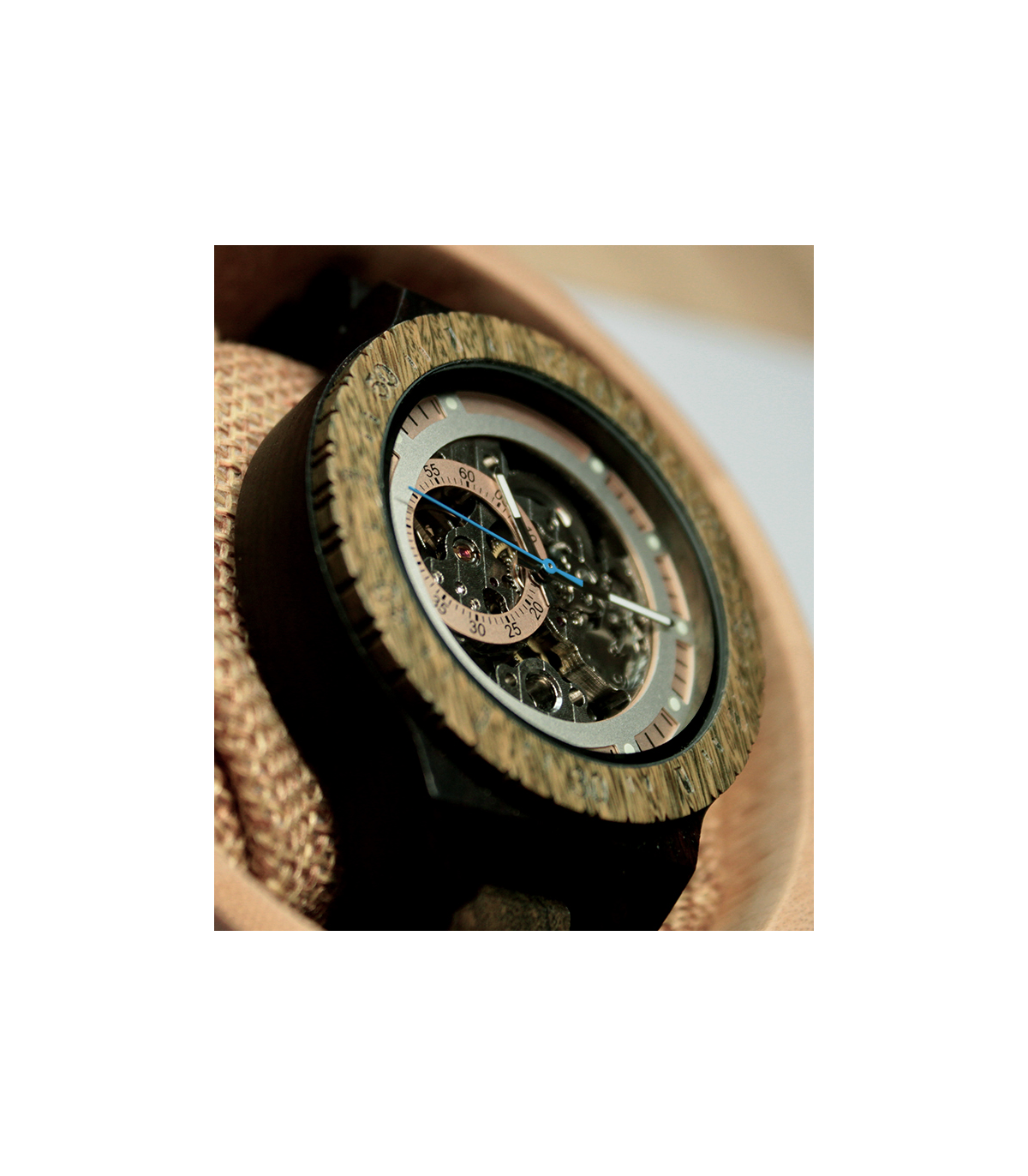 Houten Horloge met Mechanisch Uurwerk