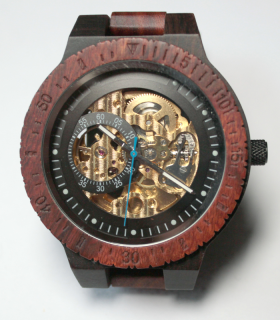 Houten Horloge met Mechanisch Uurwerk