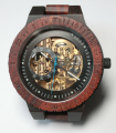 Houten Horloge met Mechanisch Uurwerk