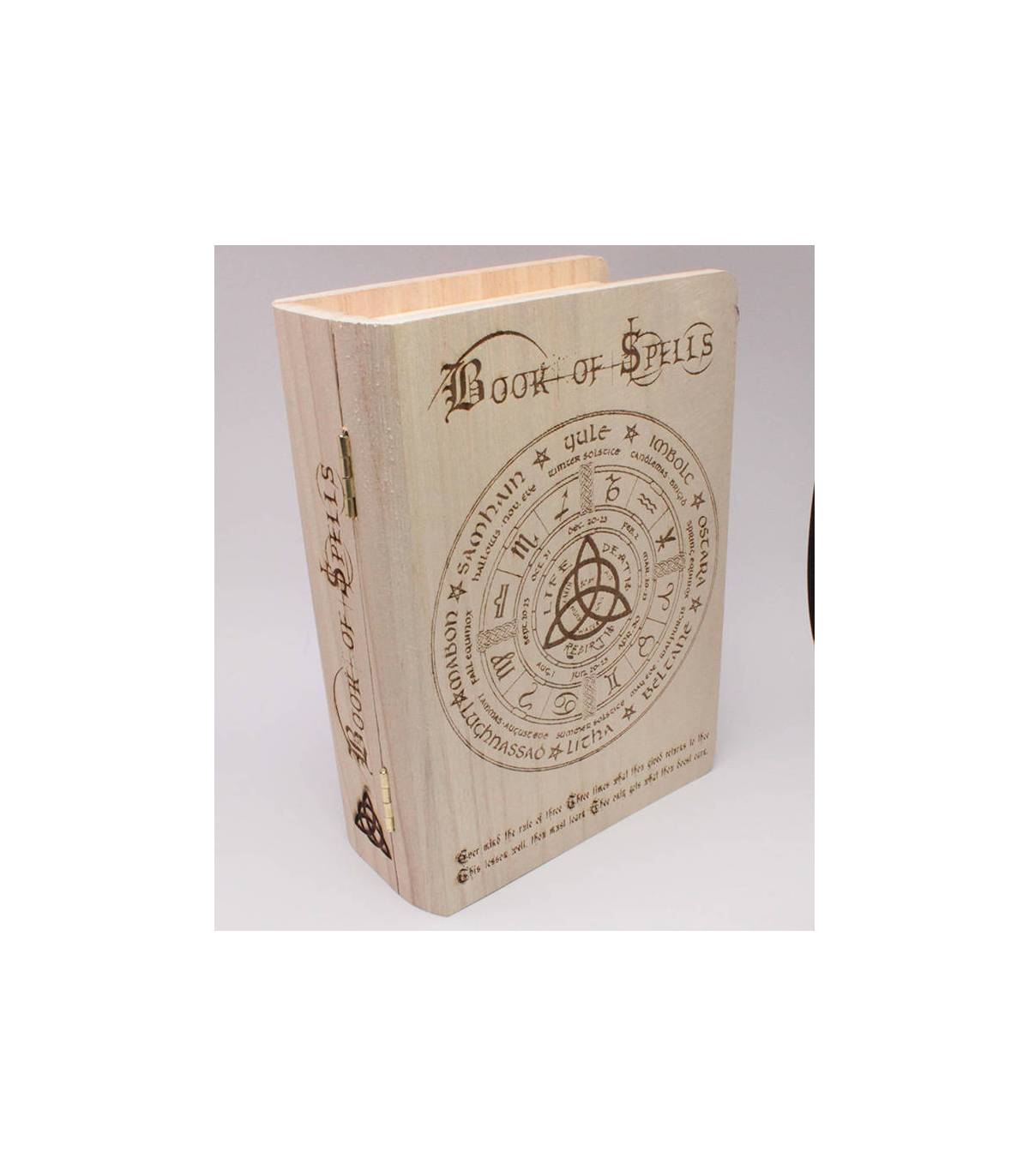 houten Book of Spells