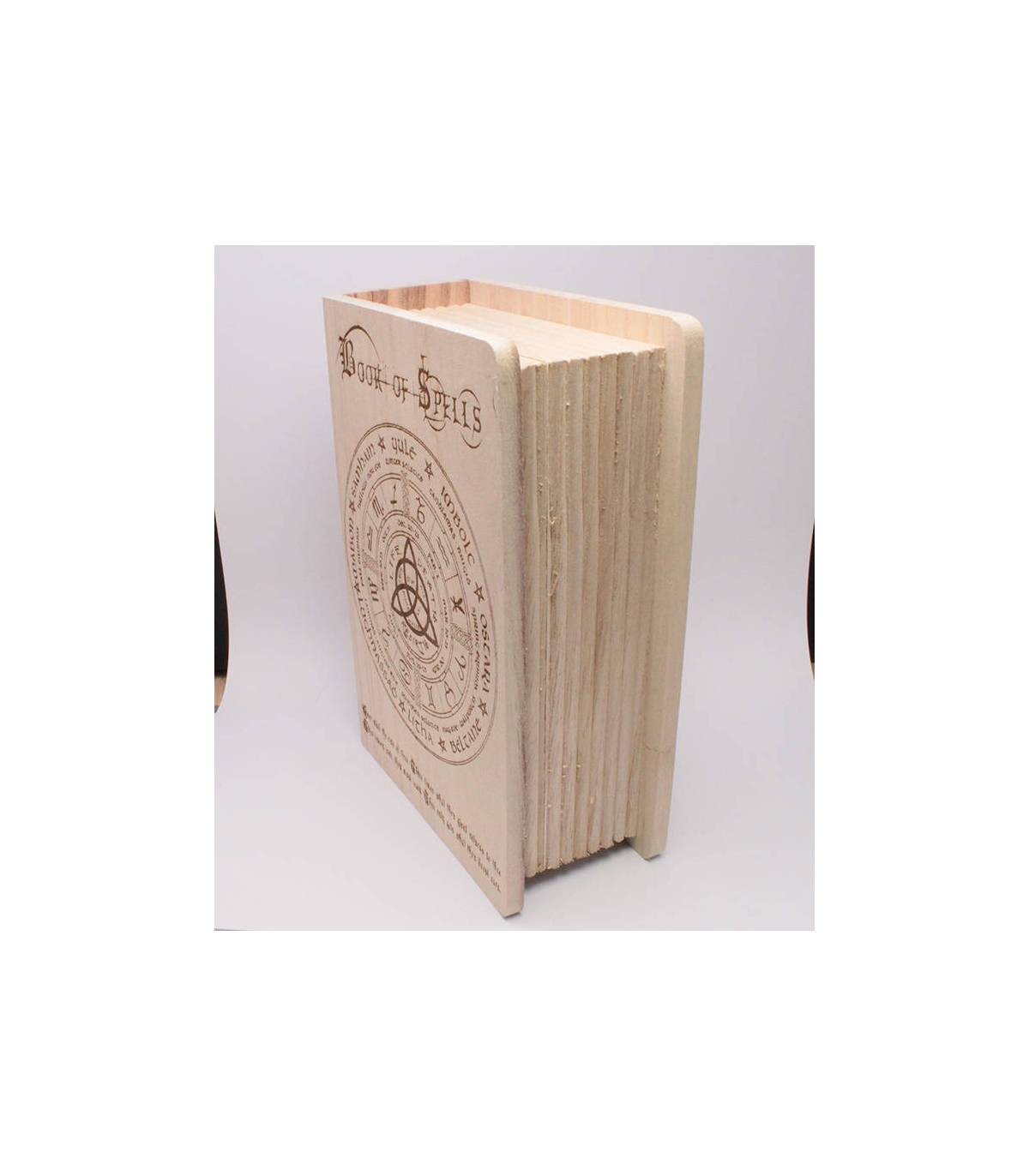 houten Book of Spells